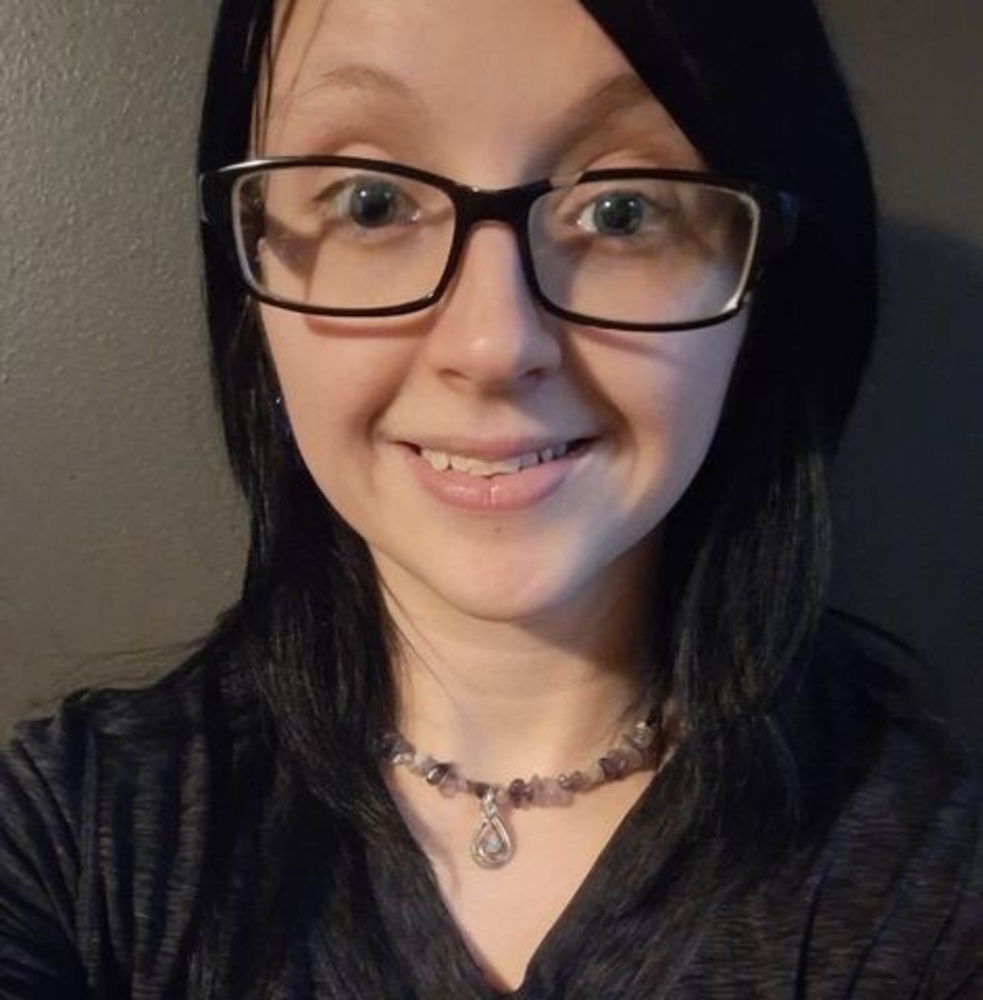 Meet your Posher, Sierra